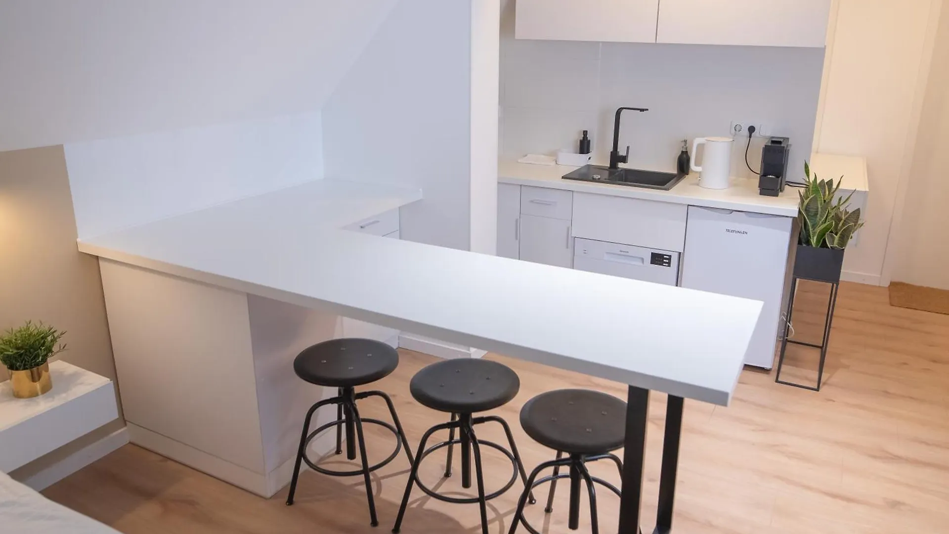 Hamburg Studio Fuer Bis Zu 4 Personen